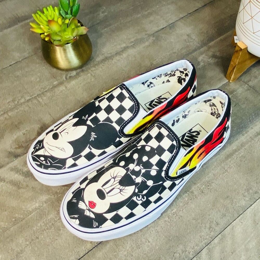Vans x Disney Mickey and Minnie Flame Classic Slip On Sneakers Women's Size 9